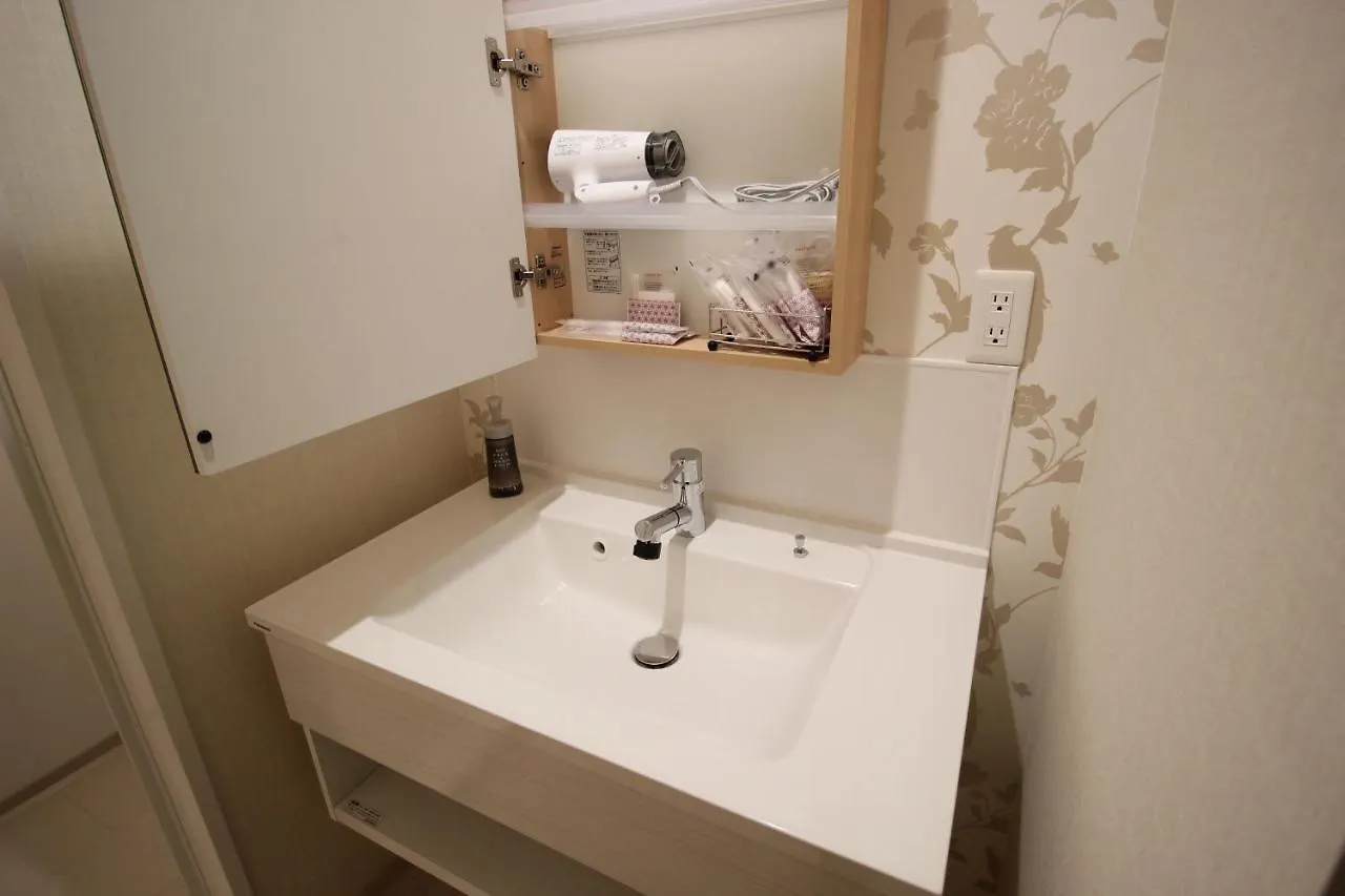 Akari Higashiyama Nijo Aparthotel Kyoto 3*,